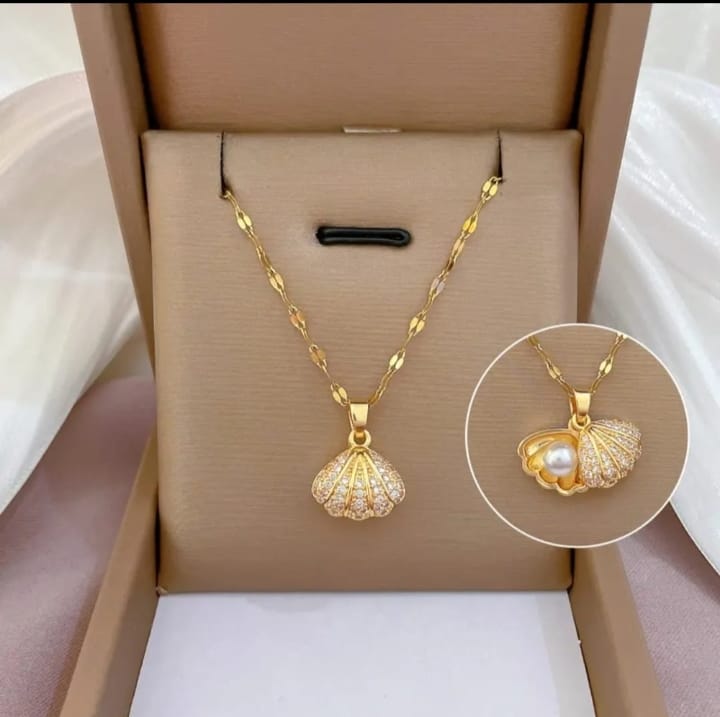 Stainless Steel Anti Tarnish Pendant